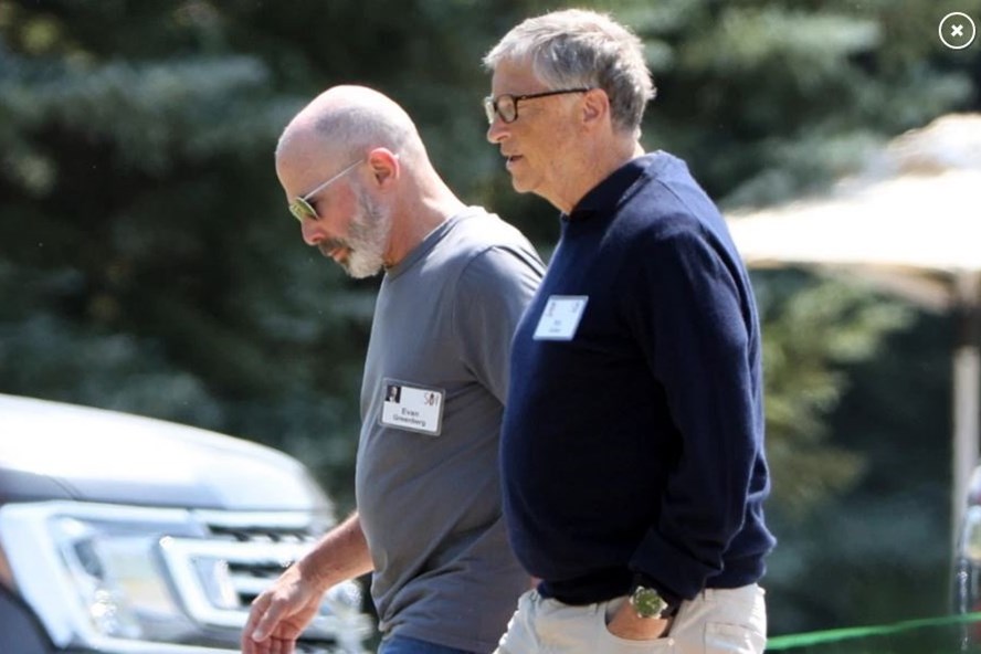 Tý phú Bill Gates bật khóc nói về chuyện ly hôn, nhận lỗi về mình - Ảnh 1