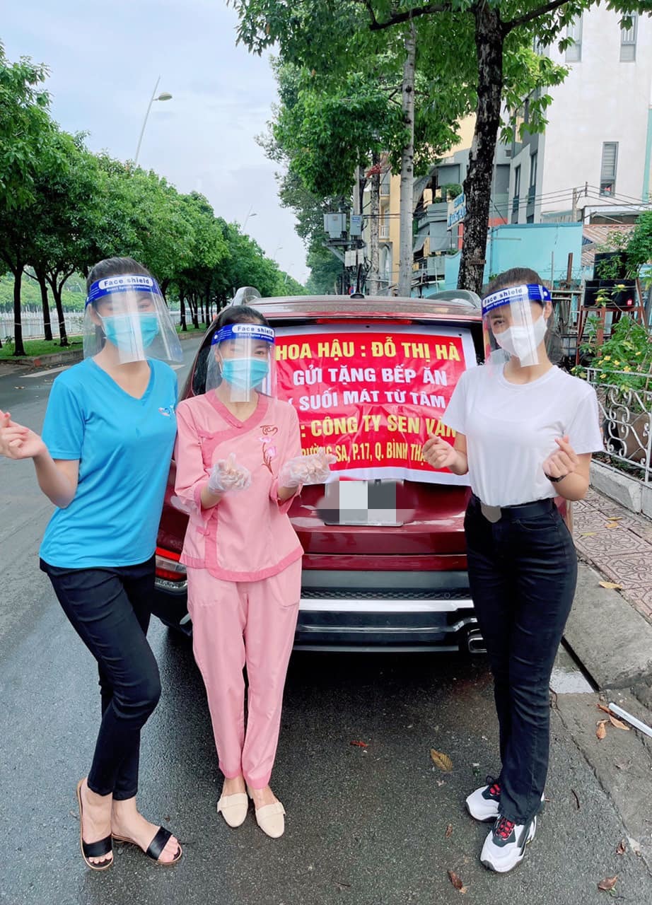 Hoa hậu Đỗ Thị Hà gửi 100 kg gạo, 100 kg thịt vào TP.HCM cho dân nghèo - Ảnh 2