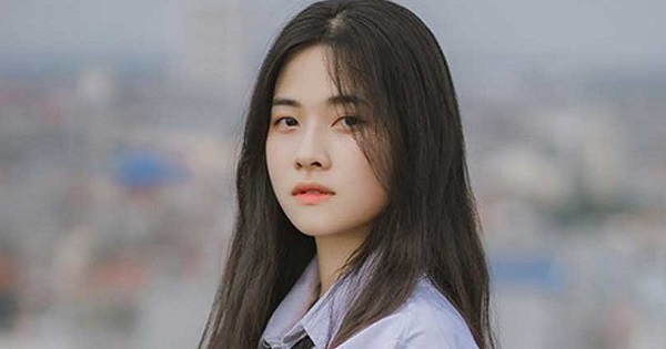 Bị bà cô hỏi điểm thi, nữ sinh đáp trả gì mà netizen vô tay rần rần