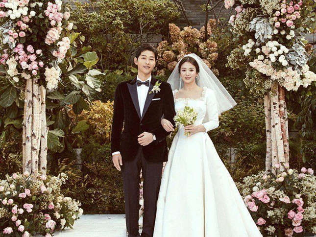Vụ ly hôn ngàn tỷ của Song Hye Kyo và Song Joong Ki lên No.1 hot search - Ảnh 7