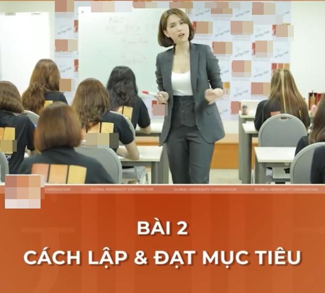 Ngọc Trinh lại bị mỉa mai khi giảng dạy kinh doanh tập 2 - Ảnh 1