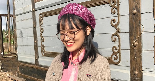 Cô gái duy nhất đạt điểm 10 Văn tốt nghiệp THPT 2021 là dân chuyên Anh, lại bị "tủ đè"