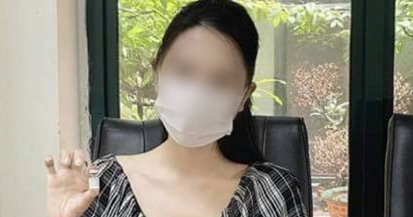 Hoa khôi báo chí khoe được tiêm vaccine nhờ "ông ngoại" bị phạt 12,5 triệu 