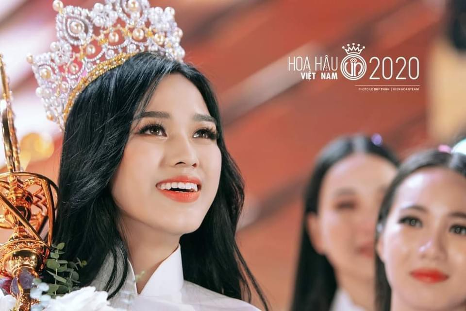 Nhìn lại loạt khoảnh khắc đăng quang của Hoa hậu Đỗ Thị Hà gần 1 năm trước - Ảnh 8