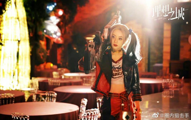U50 Tôn Lệ nhìn như gái 20 khi hóa 'điên nữ' Harley Quinn - Ảnh 5