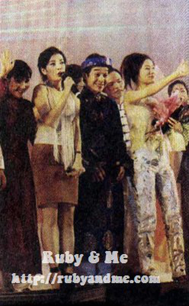 Nhan sắc Triệu Vy, Lâm Tâm Như trong bộ ảnh 20 năm trước tại Việt Nam  - Ảnh 7