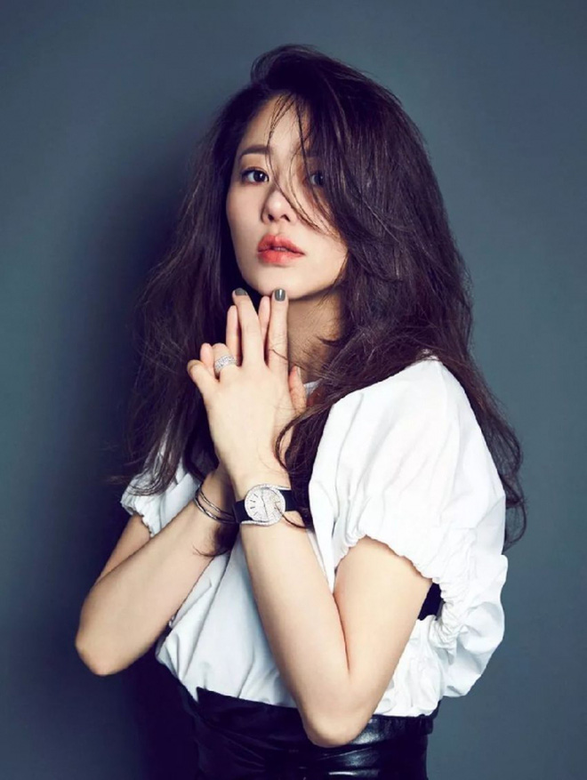 Nữ diễn viên Go Hyun Jung tái xuất màn ảnh ở tuổi 50 - Ảnh 5