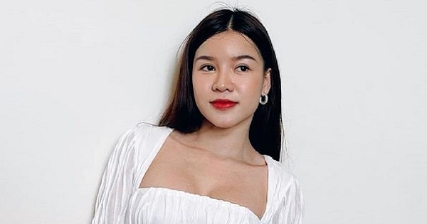 Bạn gái PT xinh đẹp công khai đăng ảnh Đặng Văn Lâm