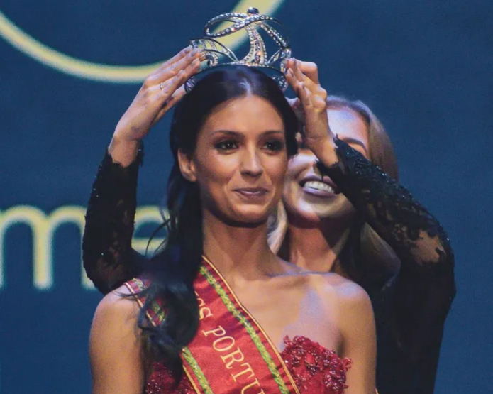 Ngoại hình tân Hoa hậu Bồ Đào Nha dậy sóng MXH khi đặt cạnh Đỗ Thị Hà - Ảnh 7