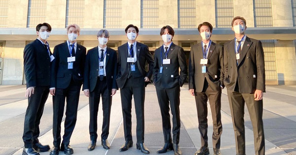 BTS phát biểu tại trụ sở Liên Hiệp Quốc cùng màn biểu diễn hit đầy mãn nhãn