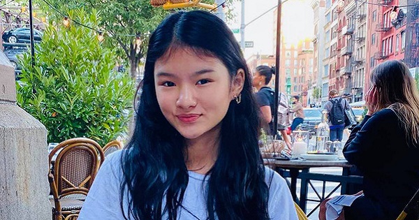 Để mặc mộc, con gái Trương Ngọc Ánh được Đoan Trang khen: "Có vẻ đẹp thật liêu trai"