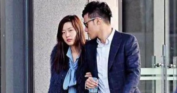 'Mợ chảnh' Jeon Ji Hyun và ông xã thiếu gia hiếm hoi hẹn hò công khai