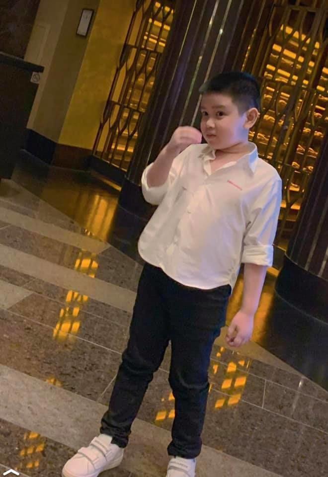 Mới 9 tuổi, con trai MC Quỳnh Chi và chồng cũ đã ra dáng soái ca - Ảnh 2