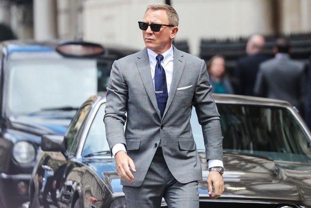 Tài tử 'Điệp viên 007' Daniel Craig trở thành sĩ quan Hoàng gia Anh - Ảnh 3