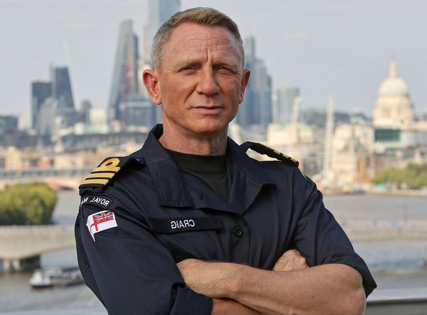 Tài tử 'Điệp viên 007' Daniel Craig trở thành sĩ quan Hoàng gia Anh - Ảnh 1