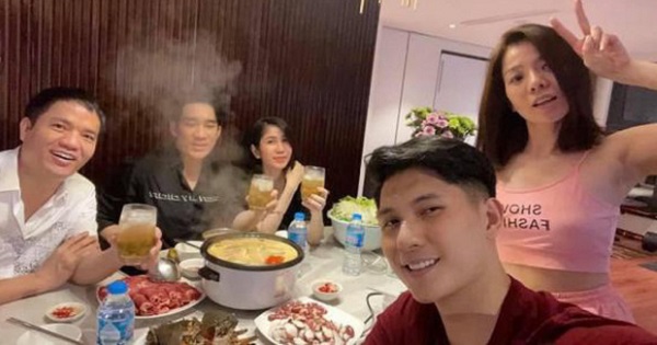 Lệ Quyên thần sắc nhợt nhạt khi tụ tập bạn bè trong ngày kỷ niệm tình yêu 