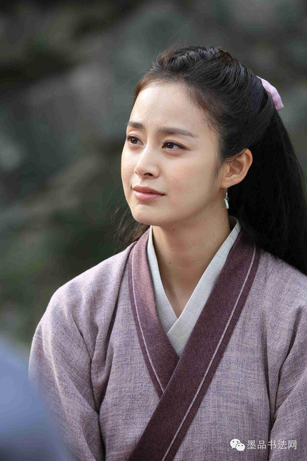 Nhan sắc mỹ nhân Hàn trong tạo hình phim cổ trang Trung Quốc: Jang Na Ra xinh xắn, Kim Tae Hee đẹp mê hoặc - Ảnh 5