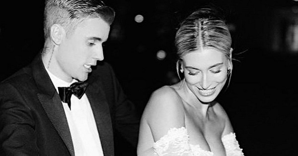 Bà xã Justin Bieber tung ảnh ngọt ngào kỷ niệm 2 năm ngày cưới