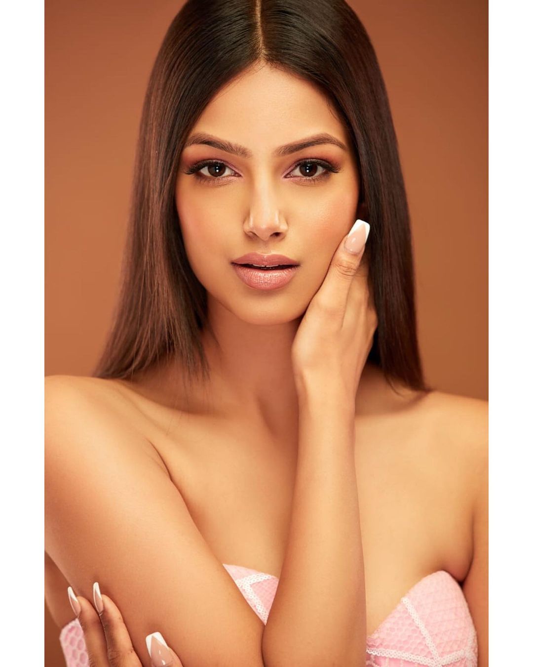 Nhan sắc kiều diễm của mẫu nữ 21 tuổi đăng quang Miss Universe Ấn Độ - Ảnh 5