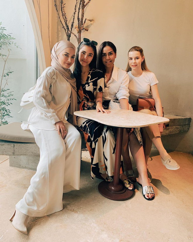 Cô gái 'tài sắc vẹn toàn' làm dâu gia tộc giàu nhất nhì Malaysia - Ảnh 8