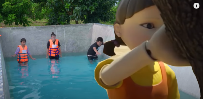 Thơ Nguyễn lại kéo trẻ em vào trò chơi bạo lực mô phỏng Squid Game  - Ảnh 2