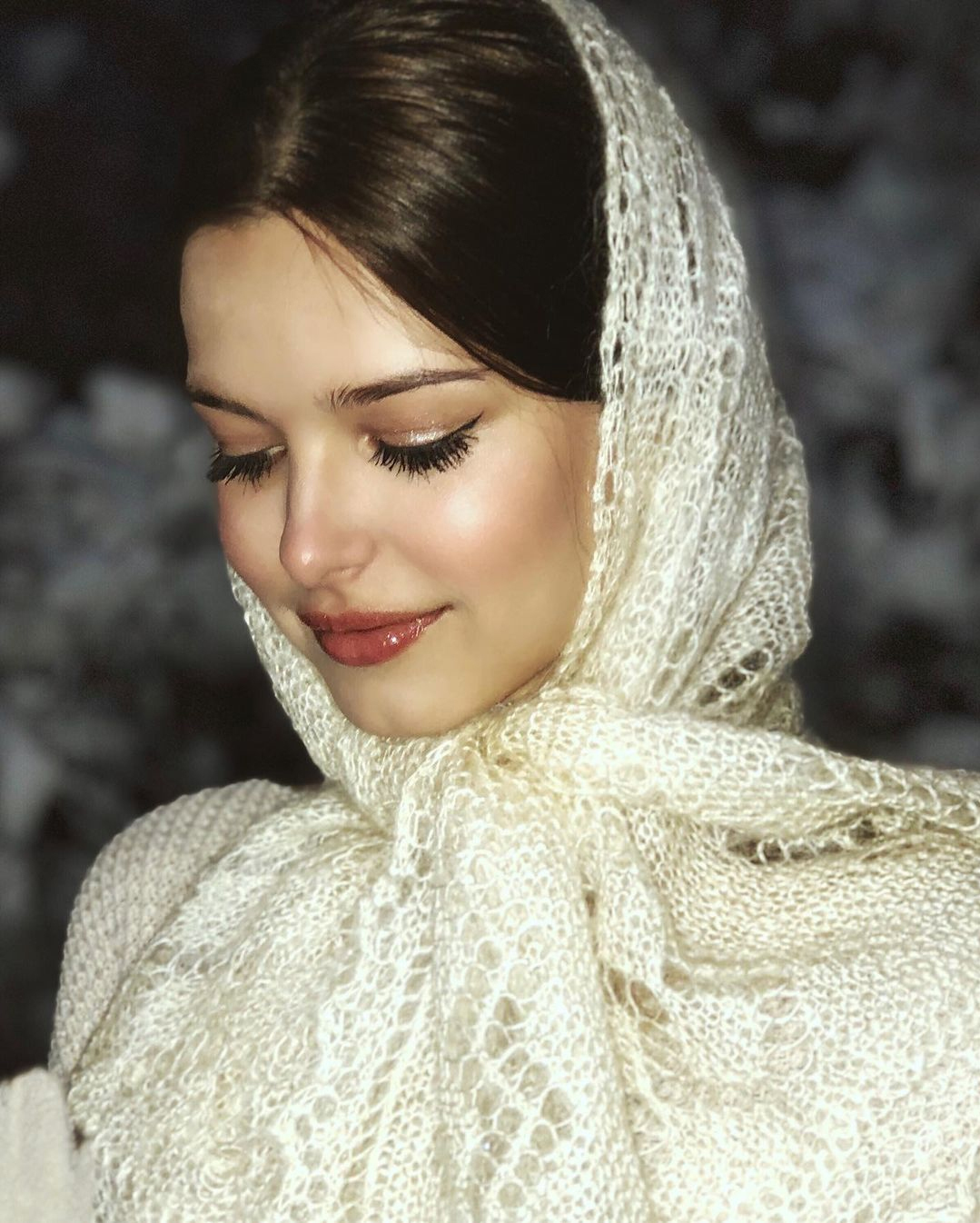 Vẻ đẹp tựa thiên thần của nữ sinh 19 tuổi đăng quang Hoa hậu Trái đất Nga - Ảnh 10
