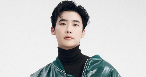 Ngoại hình của "tài tử Hàn đẹp nhất mọi thời" Lee Jong Suk ở tuổi 32