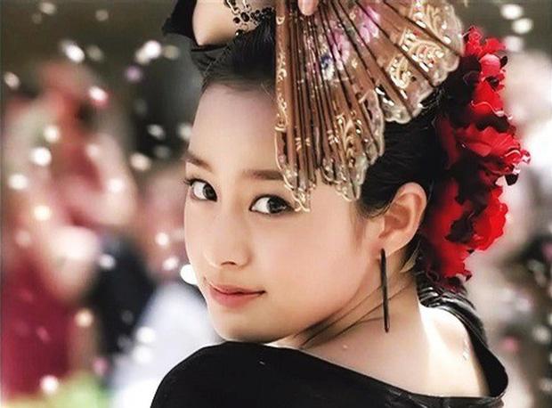 Ba quốc bảo nhan sắc của màn ảnh Hàn ở tuổi 40: Song Hye Kyo vẫn ở đỉnh cao - Ảnh 3