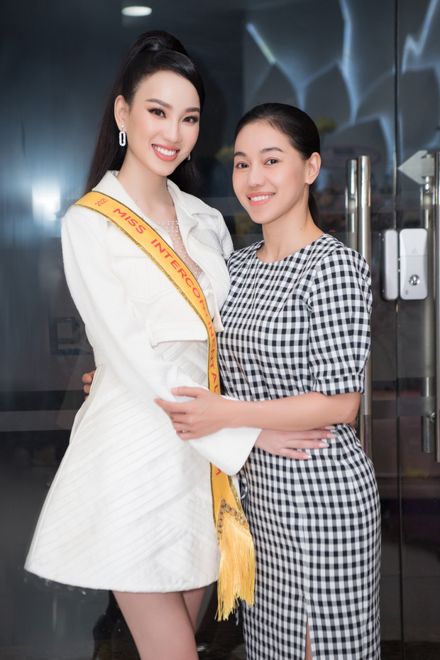 Đỗ Thị Hà và Ngọc Thảo tiễn Ái Nhi đến Ai Cập chinh chiến Miss Intercontinental 2021 - Ảnh 4