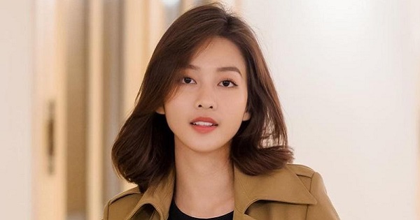 Khả Ngân khoe bộ ảnh đẹp dịu dàng chuẩn dâu Hà Nội kèm lời tỏ tình