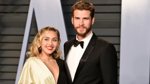 Miley Cyrus mất bình tĩnh khi chồng cũ Hemsworth chuẩn bị kết hôn với bạn gái - Ảnh 2