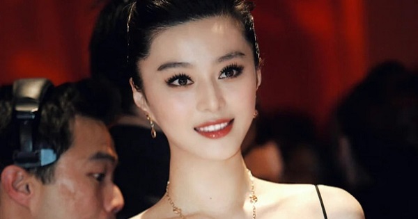 Phạm Băng Băng năm 22 tuổi đẹp thế đến mức nào mà loạt đàn em cũng chào thua?