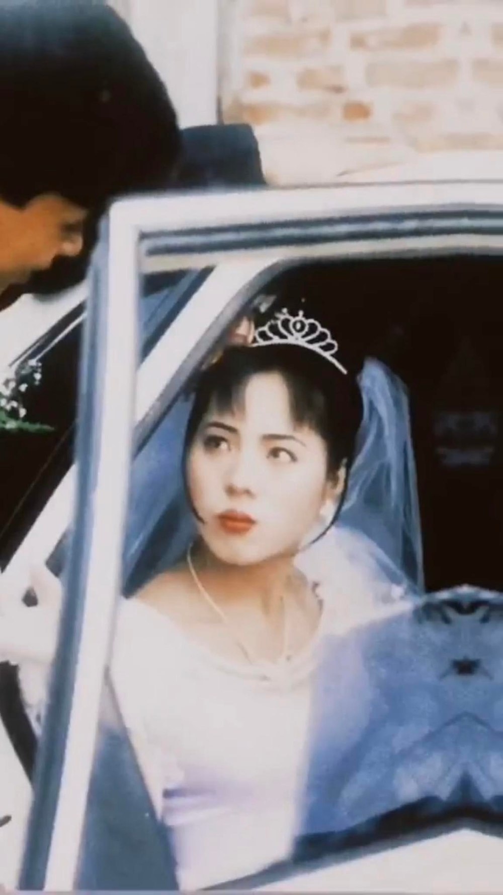 Bộ ảnh cưới 20 năm trước nóng trên MXH vì nhan sắc cô dâu chú rể không qua photoshop - Ảnh 2