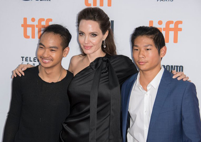 Con trai nuôi người Việt của Angelina Jolie bị 'team qua đường' bắt gặp đi với gái lạ ngoài phố - Ảnh 4
