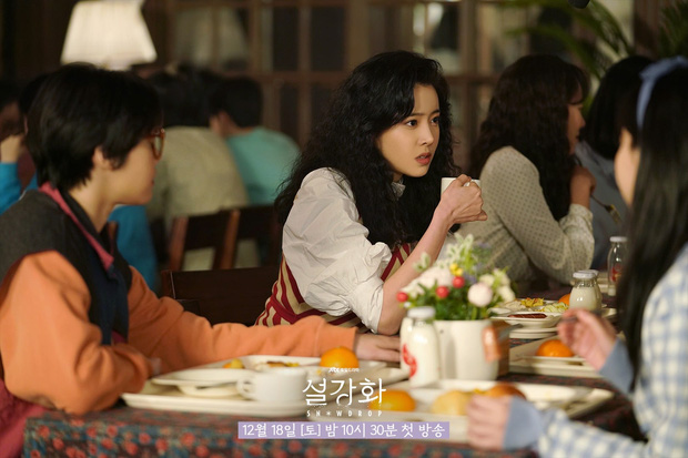 Fan phấn khích khi phát hiện bằng chứng Jennie (BLACKPINK) làm cameo trong phim Jisoo - Ảnh 1