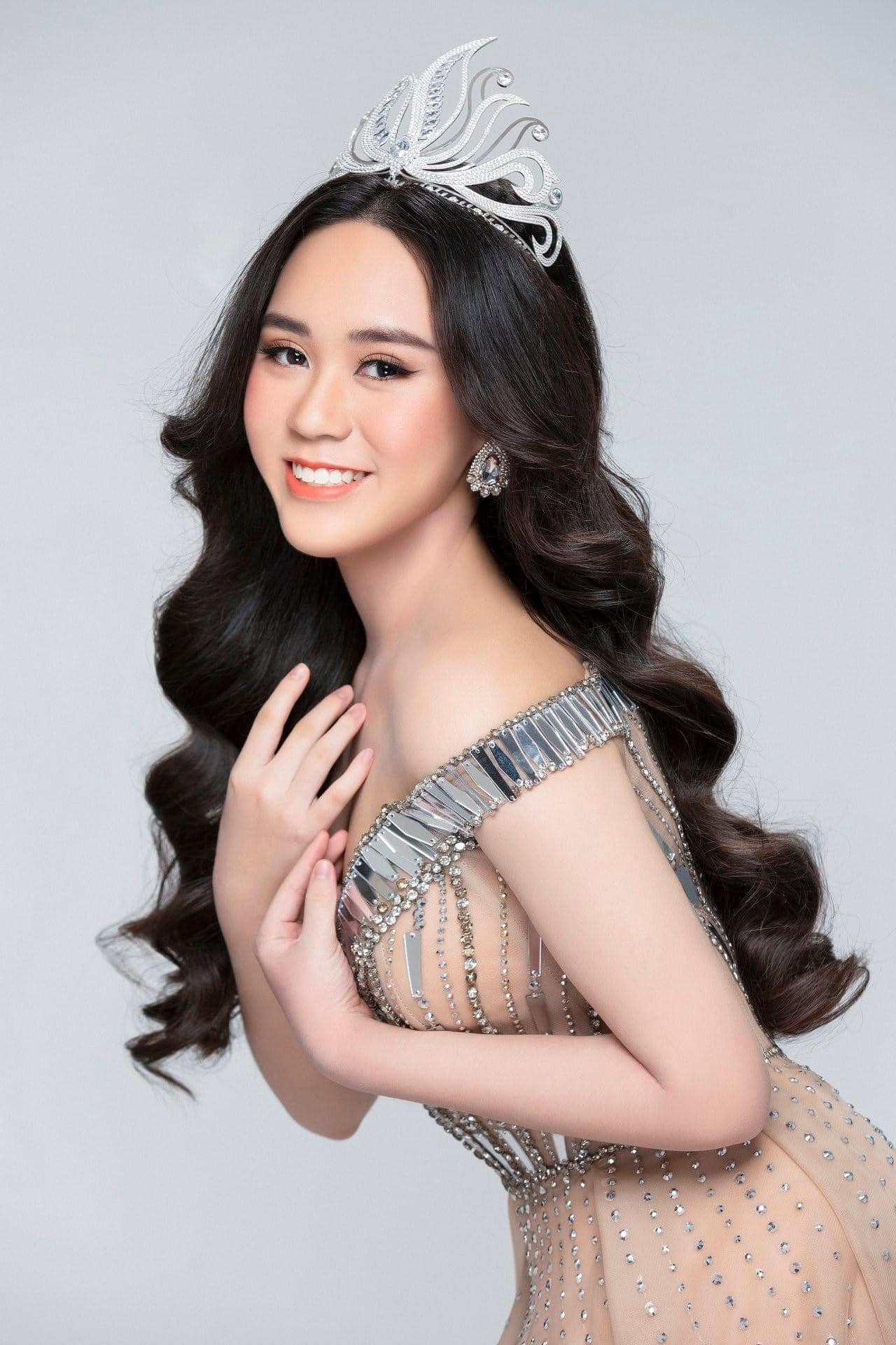 Bella Vũ đăng quang Miss Eco Teen International 2021 - Ảnh 7