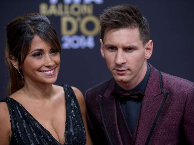 Messi và vợ tình tứ như vợ chồng son, ngoại hình cực phẩm như mẫu nam mẫu nữ trên bìa tạp chí  - Ảnh 5