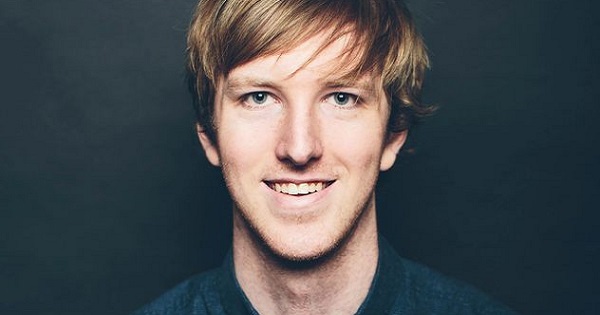 Thêm một tỷ phú tự thân không học đại học mới 26 tuổi, sở hữu 300 tỷ đô chỉ sau một đêm