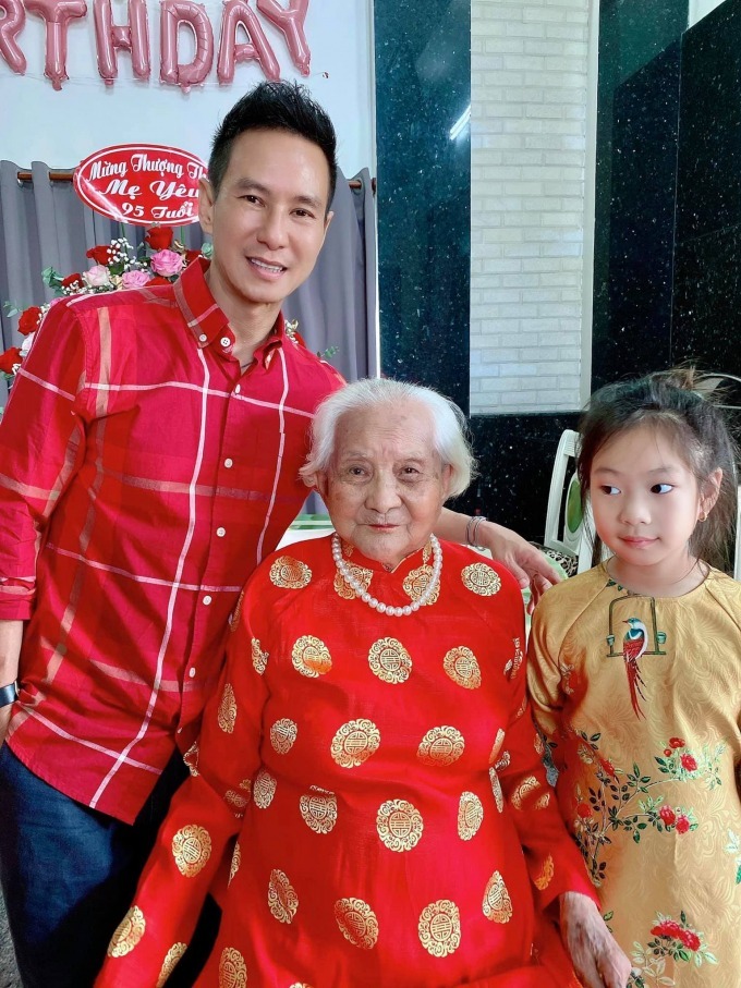 Mẹ ruột 95 tuổi của Lý Hải nhiều lúc lẫn không nhận ra con nhưng vẫn muốn Minh Hà sinh thêm cháu - Ảnh 6