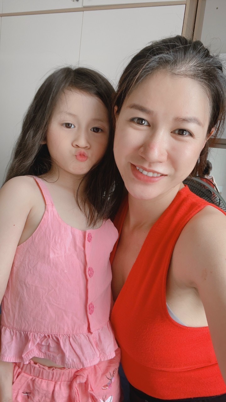 Trang Trần tuyển bảo mẫu cho con gái với 16 yêu cầu: Không ngủ ngáy, ưu tiên không chồng  - Ảnh 1