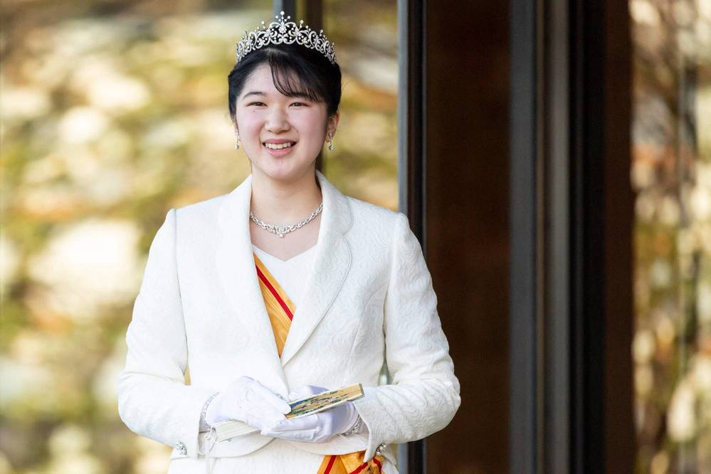Hoàng hậu 'u sầu' của Nhật Bản: Học Harvard, thạo 4 thứ tiếng, 2 lần từ chối lời cầu hôn của nhà vua - Ảnh 5