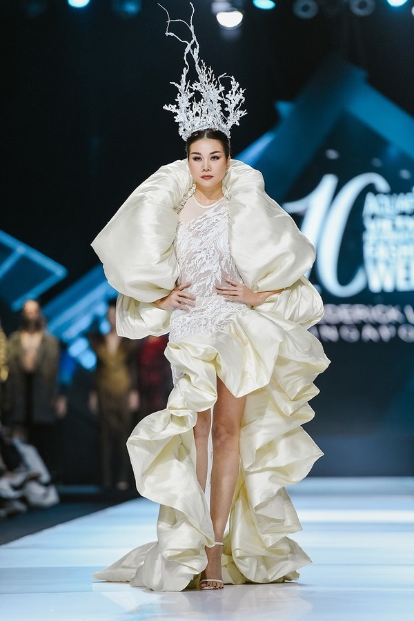 Thanh Hằng sau 20 năm đăng quang Hoa hậu: Siêu mẫu hạng A, ngôi sao màn bạc, tài sản tầm triệu phú - Ảnh 6