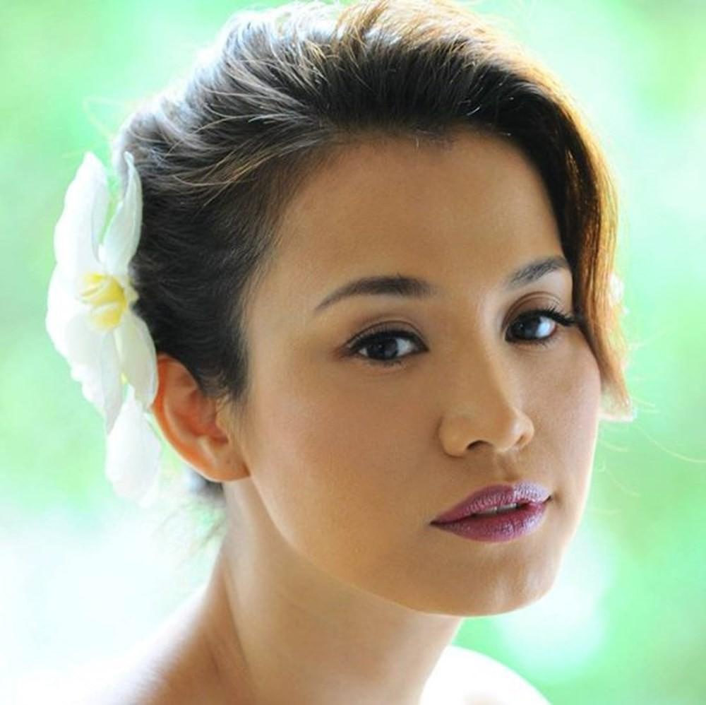 Ngọc Khánh, Hoa hậu Việt Nam sở hữu vẻ đẹp 'lệch chuẩn' và cuộc sống bình yên ở Mỹ với chồng Tây - Ảnh 4