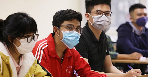 Các trường Đại học tại Hà Nội công bố lịch học, có trường "chơi lớn" lì xì tiền cho sinh viên