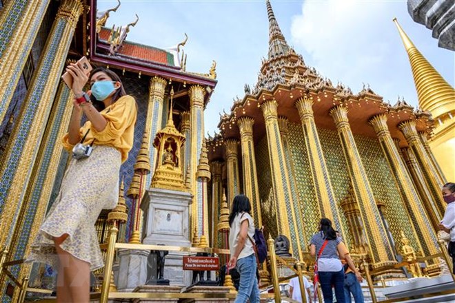 Thái Lan khôi phục lệnh miễn cách ly với mọi du khách - Ảnh 1