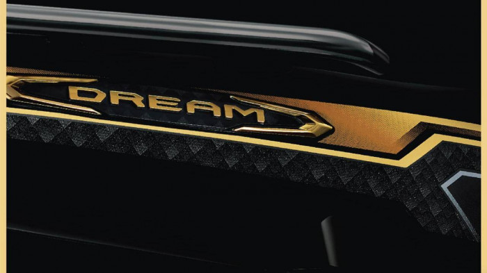 Huyền thoại Honda Dream tung phiên bản mới giá gần 1 cây vàng - Ảnh 2