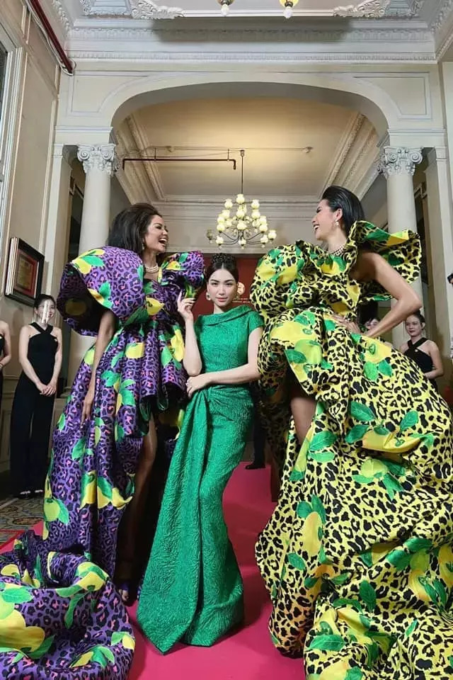 Hòa Minzy “lọt thỏm