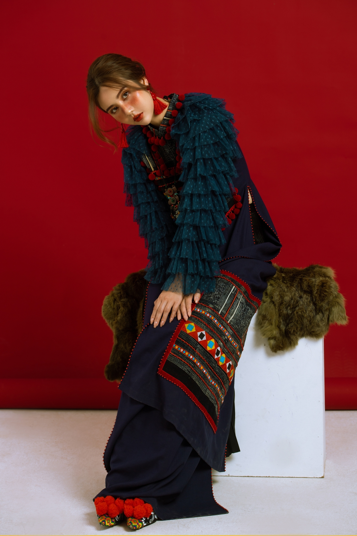 Huyền Lizzie hoá mỹ nữ dân tộc khiến khán giả mê đắm - Ảnh 4