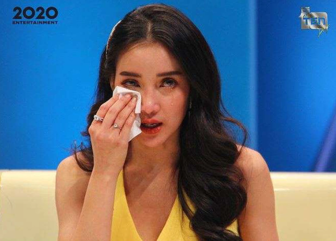 Cuộc đời bi kịch của mỹ nhân nổi tiếng Thái Lan: Anh trai là bố ruột, mẹ chính là bà nội - Ảnh 2