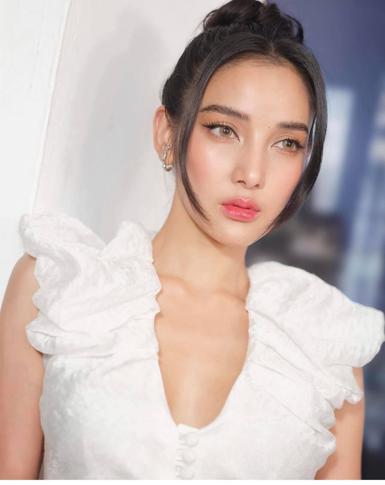 Cuộc đời bi kịch của mỹ nhân nổi tiếng Thái Lan: Anh trai là bố ruột, mẹ chính là bà nội - Ảnh 5